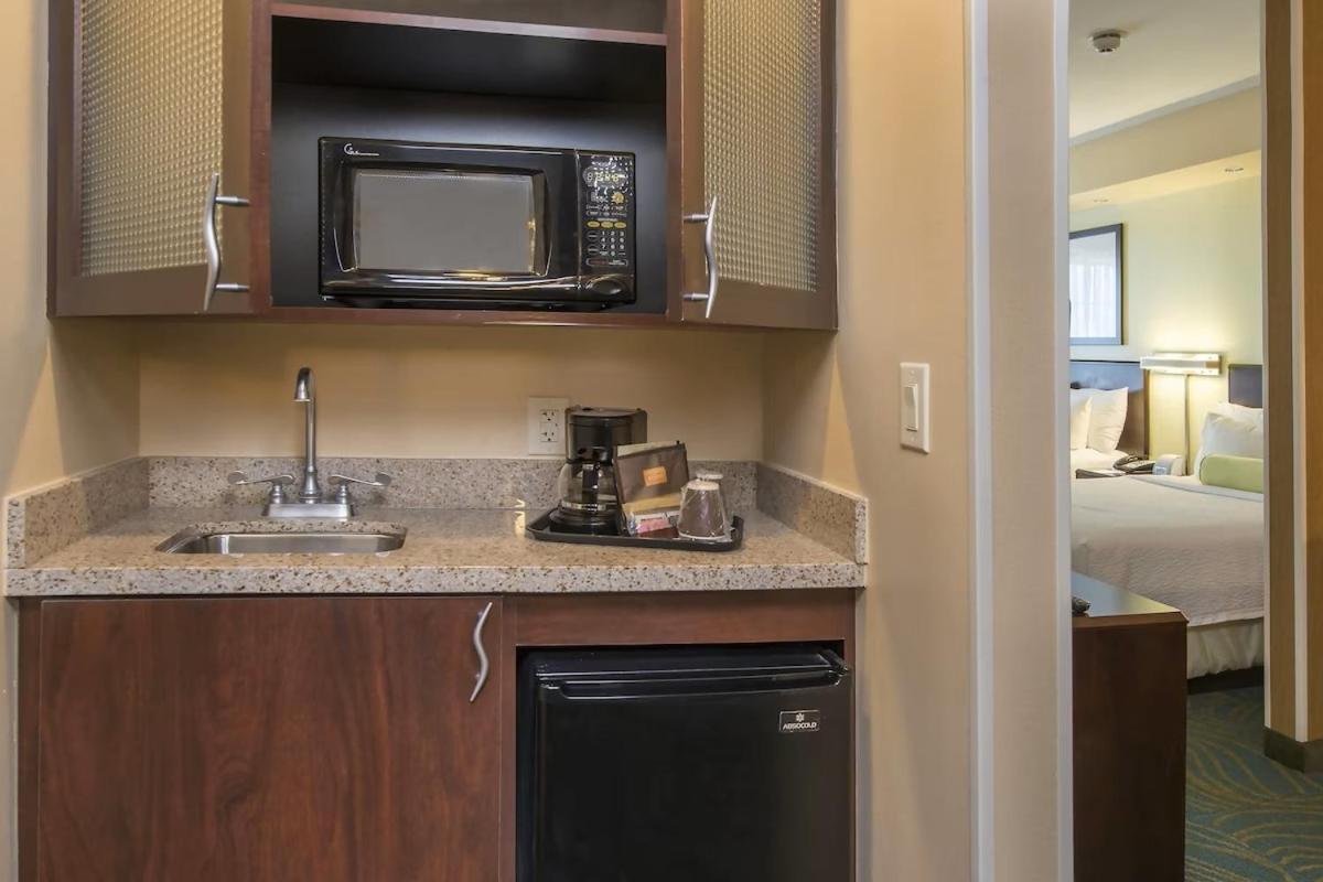 Springhill Suites Prince Frederick Esterno foto